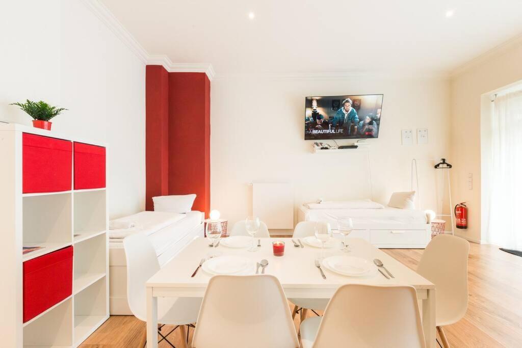 Studio Apartment Friedrichshain Berlin Bagian luar foto