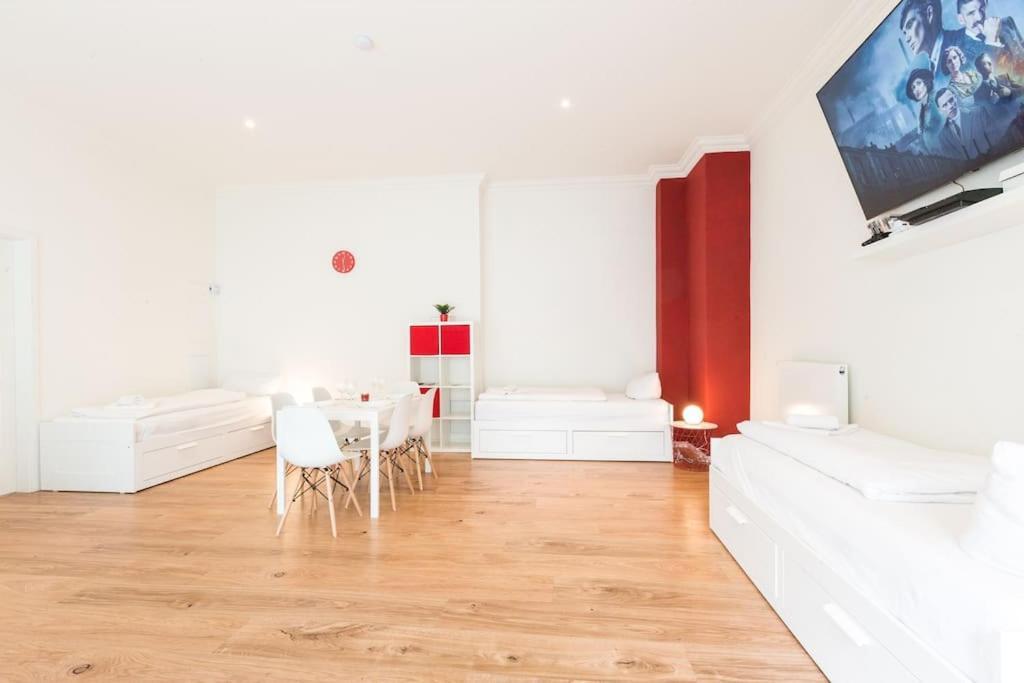 Studio Apartment Friedrichshain Berlin Bagian luar foto