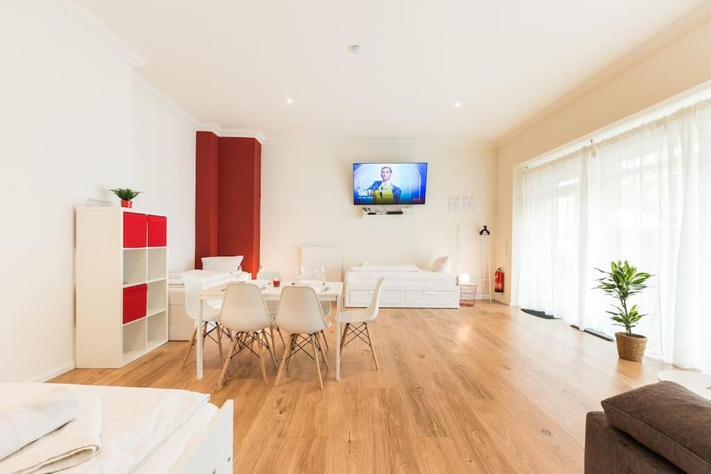Studio Apartment Friedrichshain Berlin Bagian luar foto